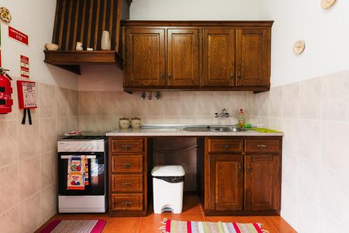 ห้องครัว, Apartamento 1 - Fundação de Veiros (Apartamento 1 - Fundacao de Veiros) in อเราโลส
