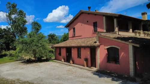 Exterior view of La Casa dei Tigli