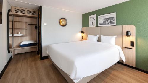 Campanile Hotel Mont de Marsan - image 13