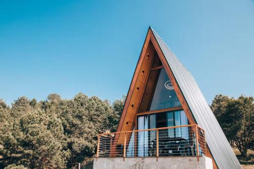 Cabana em Campos do Jordão com ofurô e vista única - Cabana 1 (Cabana em Campos do Jordao com ofuro e vista unica - Cabana 1) in 蘭舒阿萊格里公園
