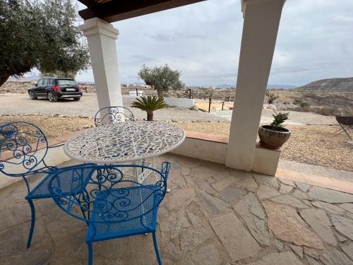 Erkély/terasz, Casa Rural Alzabara con Piscina Privada in Taberno