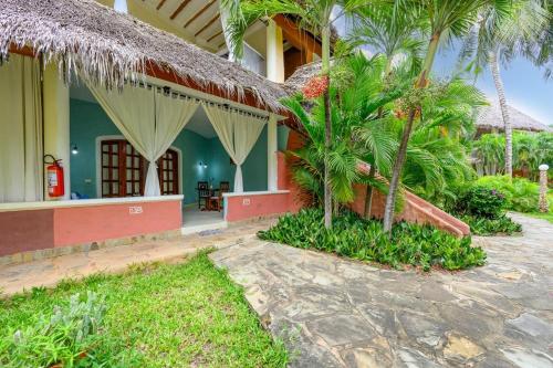 Couzy - Ocean Beach Paradise in Malindi