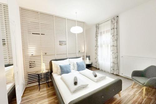 Dora Holiday House & Apartments in Кестхей