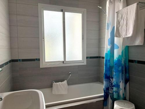 Hostal El Trovador - image 10