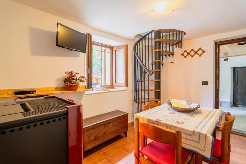 設施, Casa Vacanze con Vista sulla Valle Soana in 瓦爾普拉托索阿納