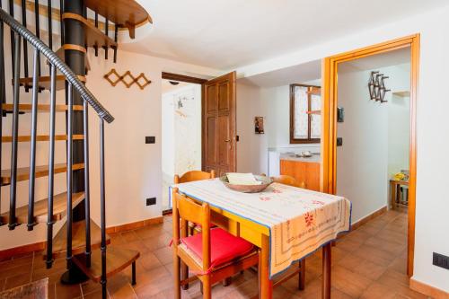 設施, Casa Vacanze con Vista sulla Valle Soana in 瓦爾普拉托索阿納