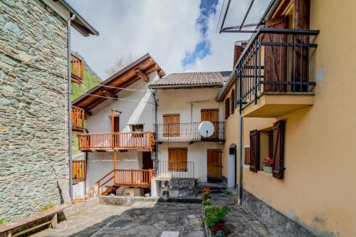 Casa Vacanze con Vista sulla Valle Soana gîte à louer Ingria