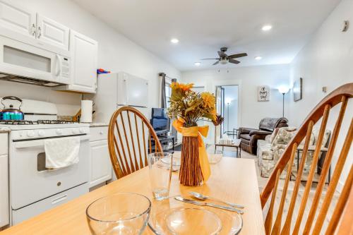 1 Mi to Dtwn Pet-Friendly Corning Retreat in Corning