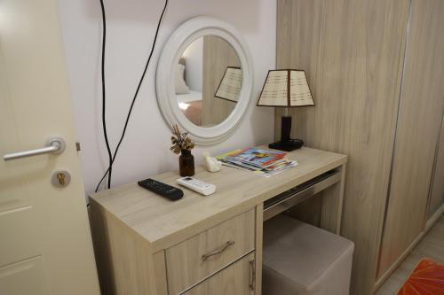 Downtown Apartment - image 2