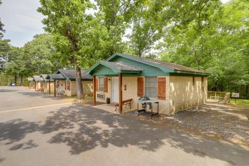 Outdoor Entertainment Areas Greers Ferry Cottage! in Fairfield Bay (AR)