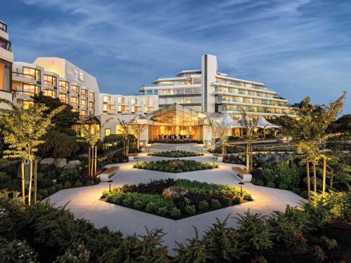 Inn at Laurel Point in Victoria, Canada