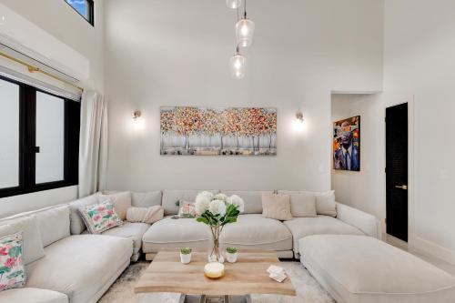 Stunning 4BR Penthouse Ocean & Golf Views Wyndham Residence in Rio Grande