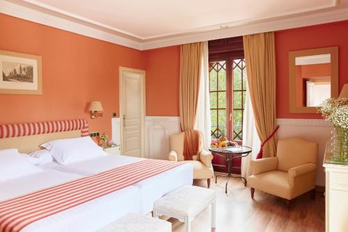Hotel Alhambra Palace Room Type - Standard Twin Room - Non-Smoking