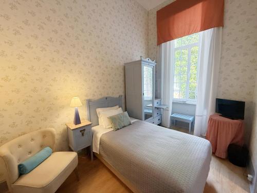 1 twin bed