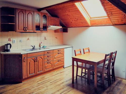 Penzion Zvoneček (Penzion Zvonecek) in Jetrichovice U Decina