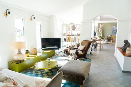 Shared lounge/TV area, Villa Bellavista in Marsanne