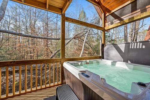 Dancing Bear Hideaway by Venture Smoky Mountains in Pittman Center