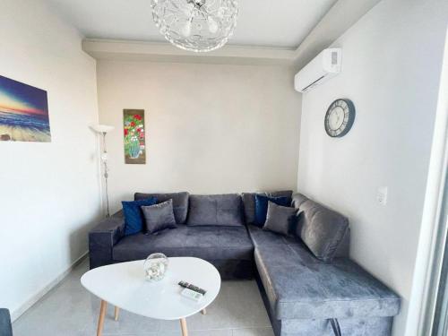 Akontio Apartment with Sea View 4