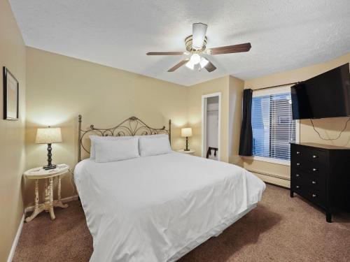 102 Pointes North Inn - image 14