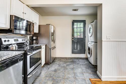 Walk to Golf Cozy Home with Lush Yard in Atlanta! in East Atlanta