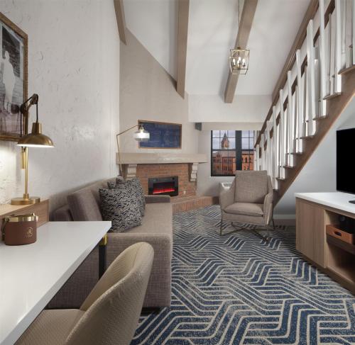 Hotel Royer Urbana Champaign, Tapestry Collection by Hilton in 厄巴納