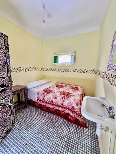 Double room, shared bathroom