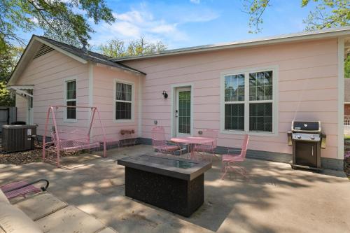 Létesítmények, LaMoynes Place in Jefferson (TX)
