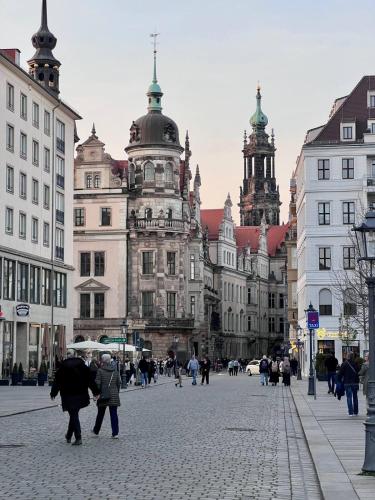 Dresden Frauenkirche 8 Personen, Drážďany (fotografie 3)