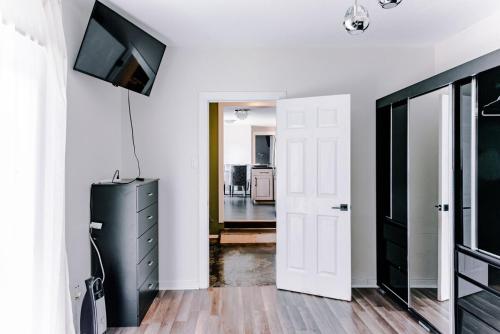 4-bedroom Burlington with AC & Wifi in เบอร์ลิงตัน (WA)