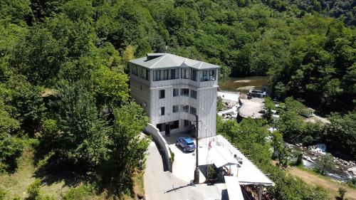 Accommodation in Khala