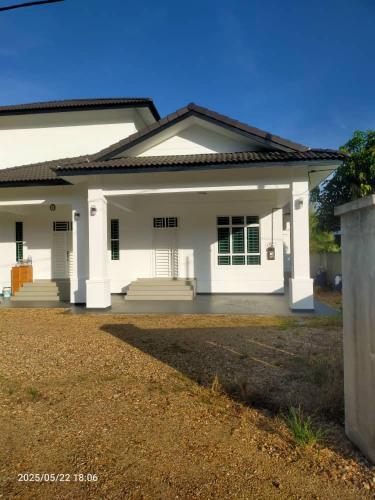 MYRA Homestay Jalan Pasir Mas-Salor in Kadok