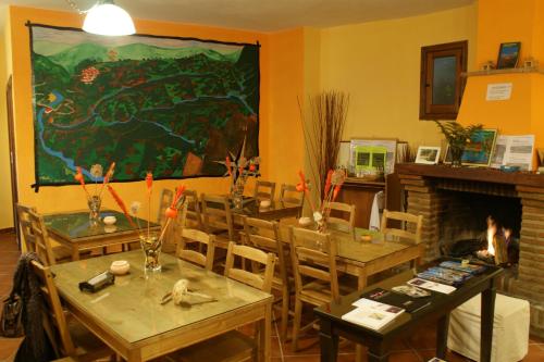 餐廳, 雅丁德維瑟卡薩斯鄉村民宿 (Casas Rurales Jardines del Visir) in 赫納爾古亞西爾