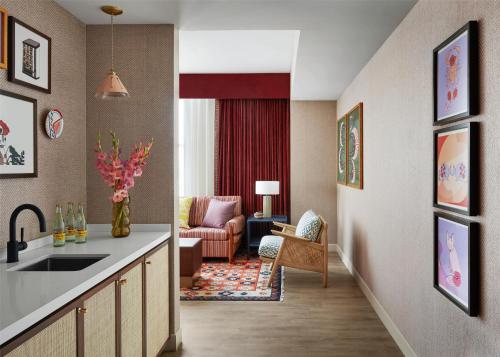 keuken, Graduate by Hilton Tucson near University of Arizona