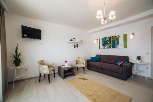 Apartment with Sea View image 10