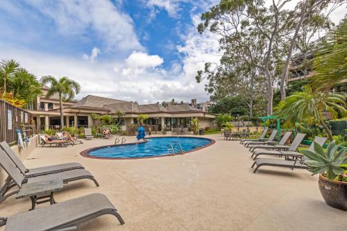 Walkers Paradise Maui at Valley Isle Resort in Napili-Honokowai (HI)