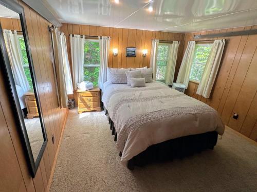 26CM - private camp in Bretton Woods wifi AC private yard with great views - image 2