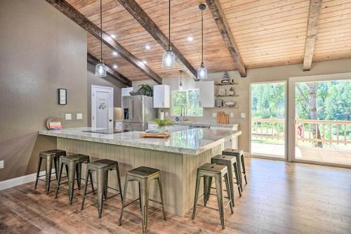 virtuve, Beautiful Large close to Skiing / Wine Tasting! in Pioneer (CA)