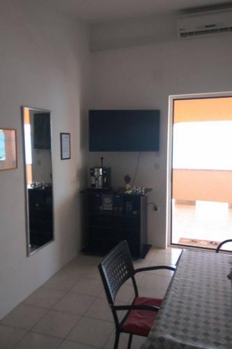 Two-Bedroom Apartment with Terrace and Sea View image 3
