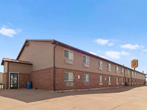 Super 8 by Wyndham Ogallala - image 13