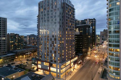 AC Hotel by Marriott Ottawa Downtown