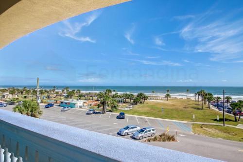 303 Fernandina Cay - image 4