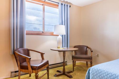 The Inn Between the Beaches – York Beach, ME