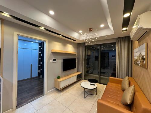 D'capitale - Feria Homes - Tap to explore photos