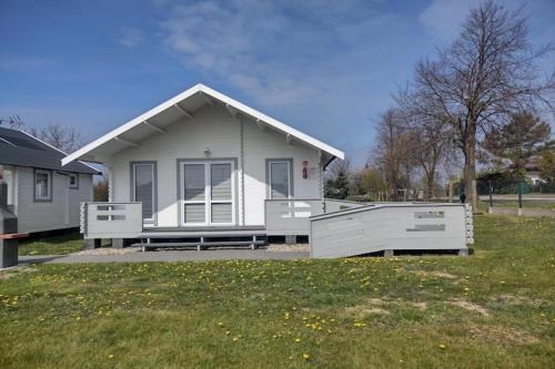 Cozy Chalet in Ustronie Morskie near Beach