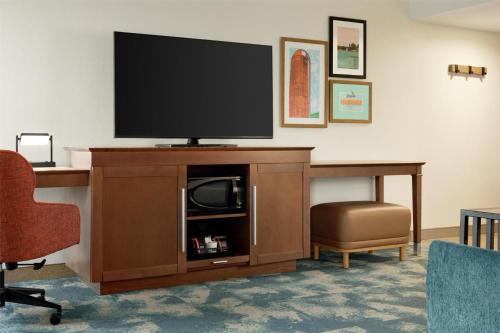 Hampton Inn Lancaster - image 12