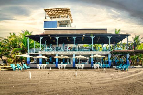 Exterior view, Hotel Playa Paraiso in Monterrico
