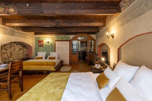 500 Year House - Kraków Old Town - Historic Apartments by Staymoovers, Cracovia (foto 9)