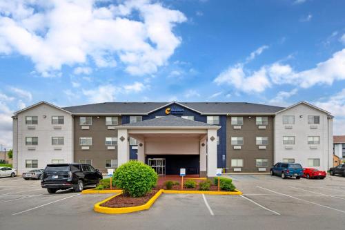 Comfort Inn & Suites North Greenfield in Greenfield, USA