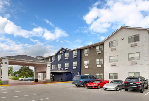 Comfort Inn & Suites North Greenfield in Greenfield, USA