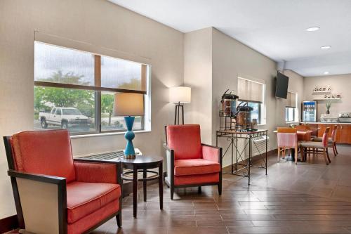 Comfort Inn & Suites North Greenfield in Greenfield, USA